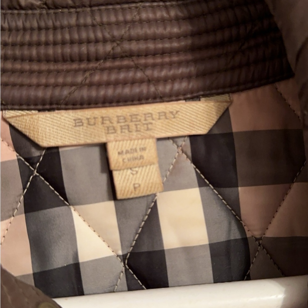 Burberry jacket - Picture 3 of 3